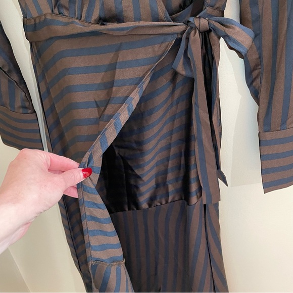 Soaked In Luxury Gina Striped Brown/Navy Blue Striped Wrap Dress, Size S, NWT - Picture 5 of 11